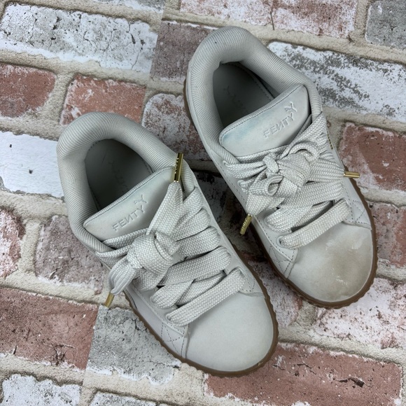 GIRLS Fenty Puma Creeper Phatty Nubuck Warm White Sneakers, Size 2.5 - Picture 10 of 10